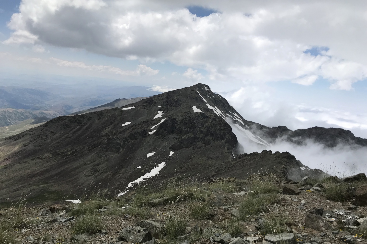 Bayburt’un en yüksek zirvesine tırmandılar 9