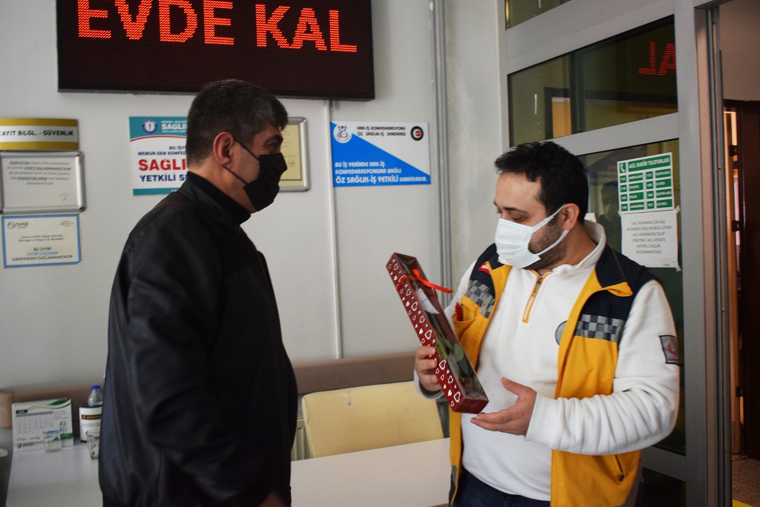 Başkan Özdemir sağlık çalışanlarını unutmadı 4