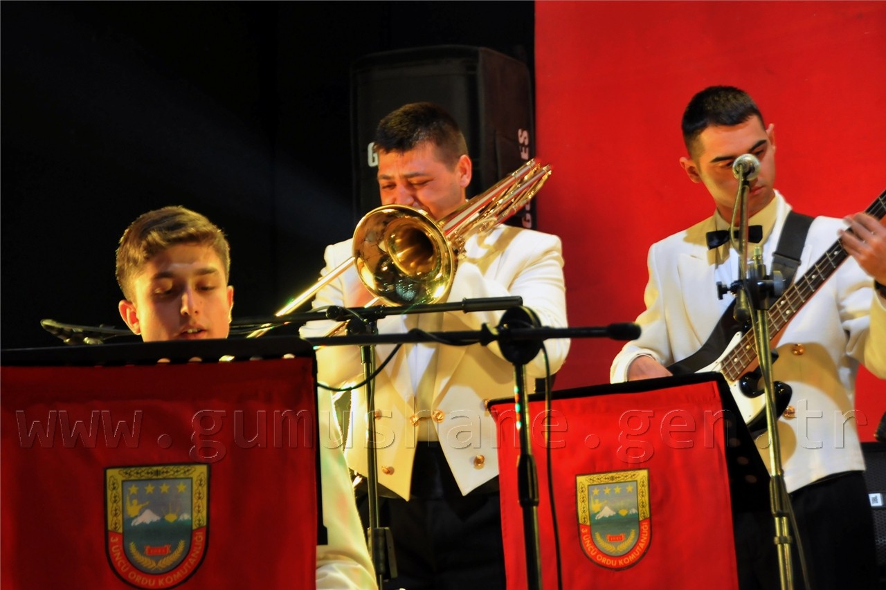 Gümüşhane'de Kurtuluş Konseri Düzenlendi 5