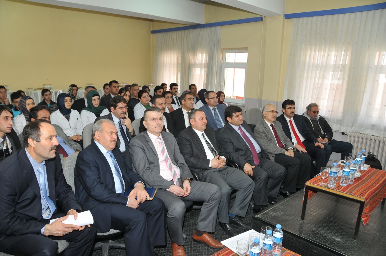 Gümüşhane'de Öğretmen Ve Öğrencilere 578 Tablet Bilgisayar Dağıtıldı 7