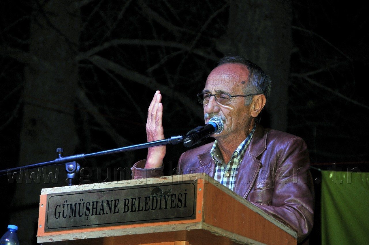 Gümüşhane'de Şiir Yüklü Gece 11