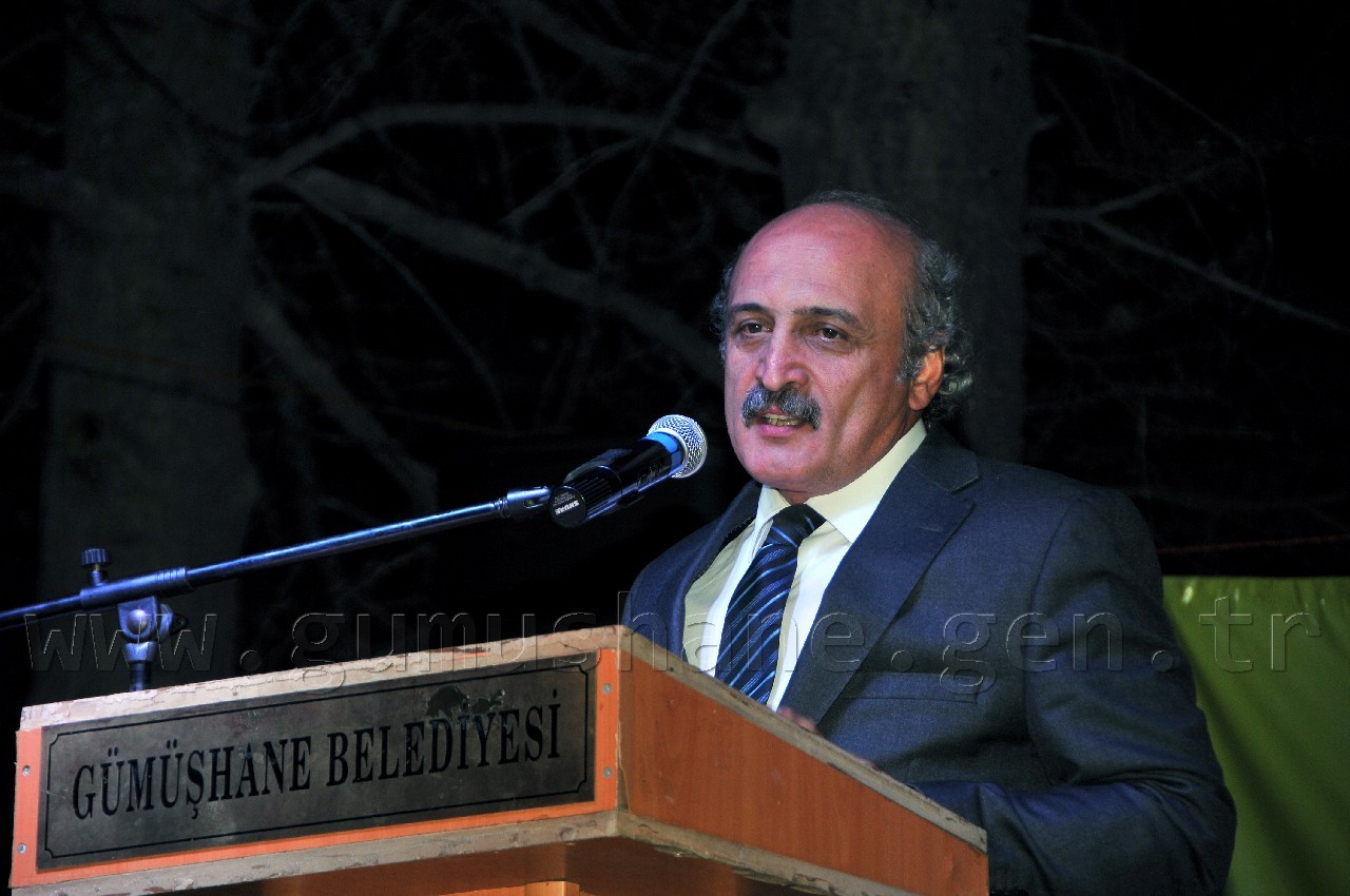 Gümüşhane'de Şiir Yüklü Gece 12