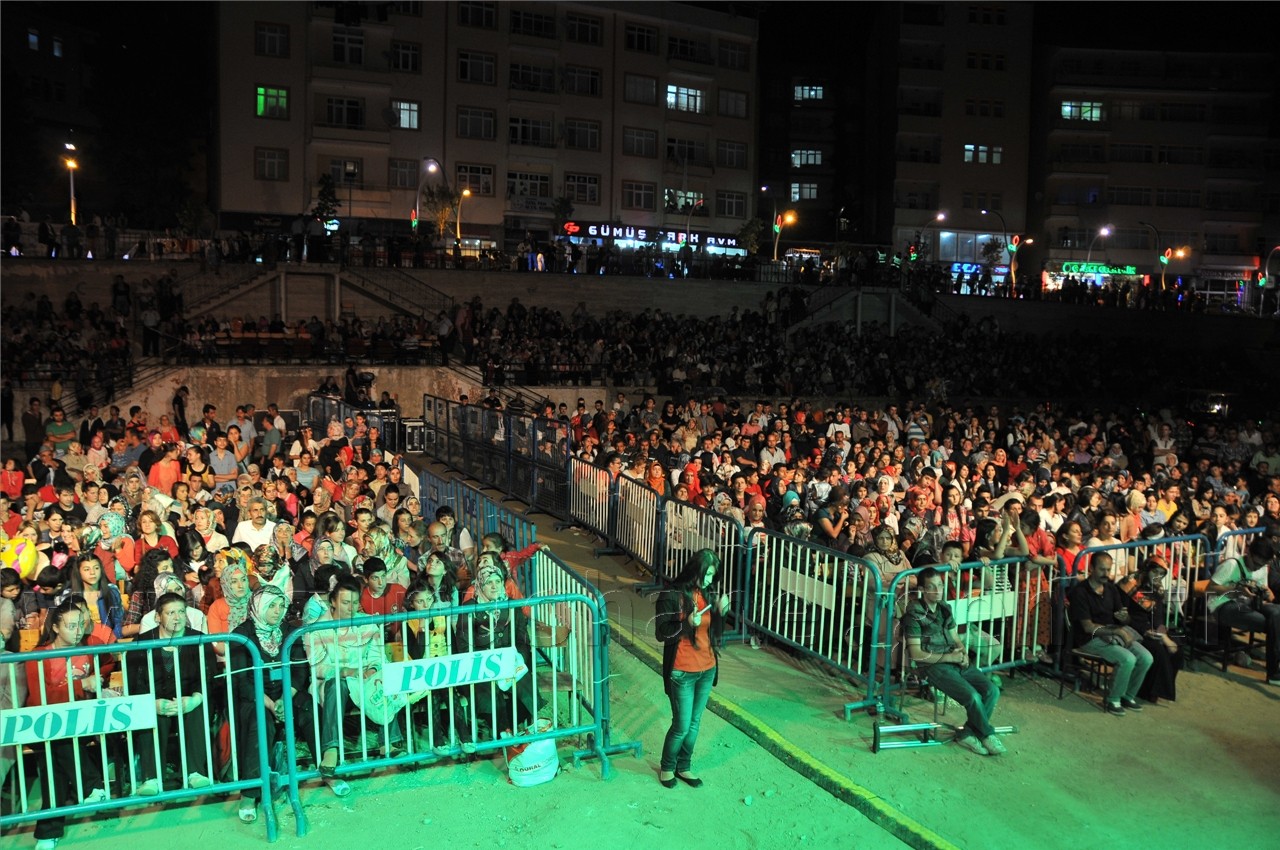 Gelmem Dedi Ama Geldi! 10