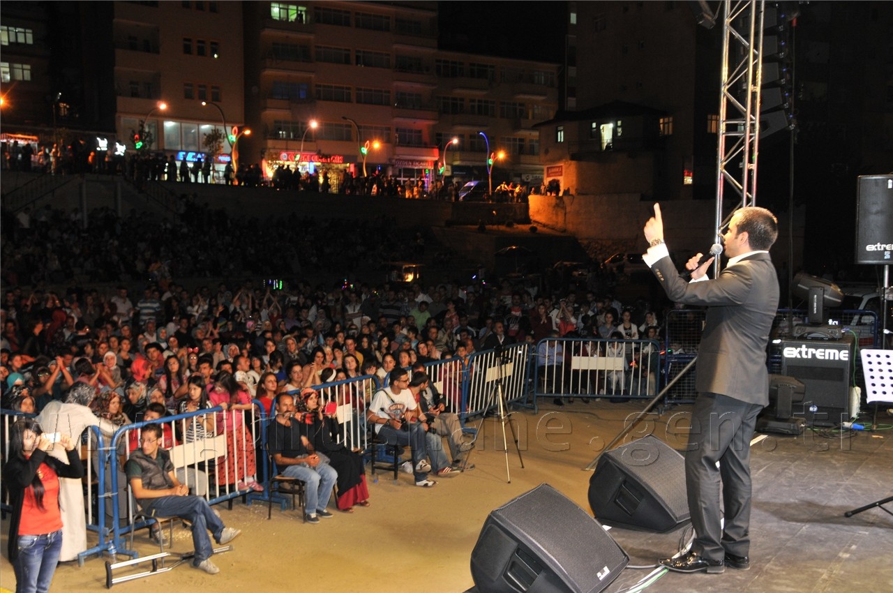 Gelmem Dedi Ama Geldi! 11