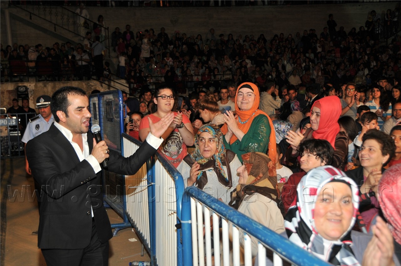 Gelmem Dedi Ama Geldi! 15