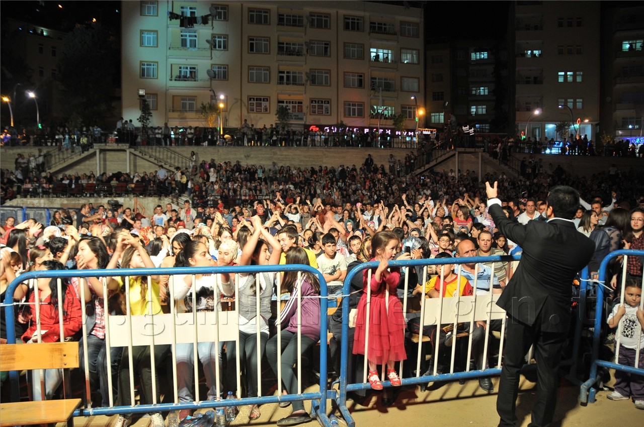 Gelmem Dedi Ama Geldi! 17