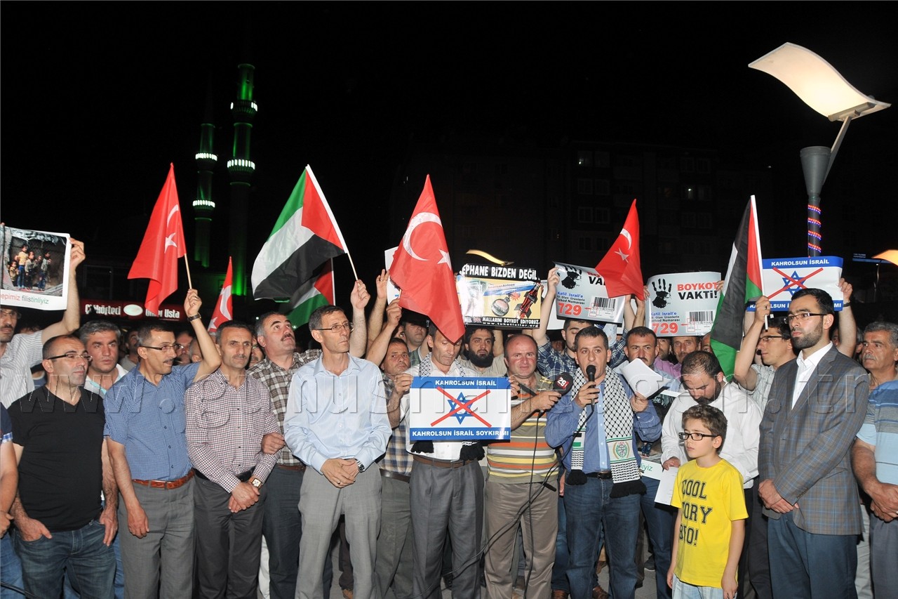 Gümüşhane İsrail'i Lanetledi 6