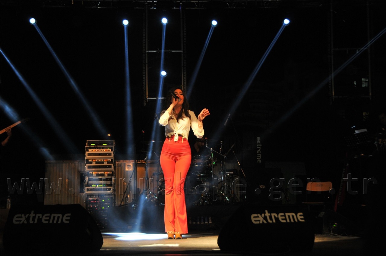 Burcu Güneş Gümüşhane'yi Coşturdu 18