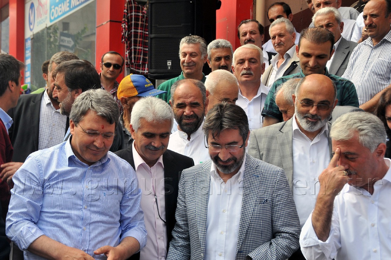 Gümüşhane'de Başbakan Erdoğan İçin Kurban Kesildi 4