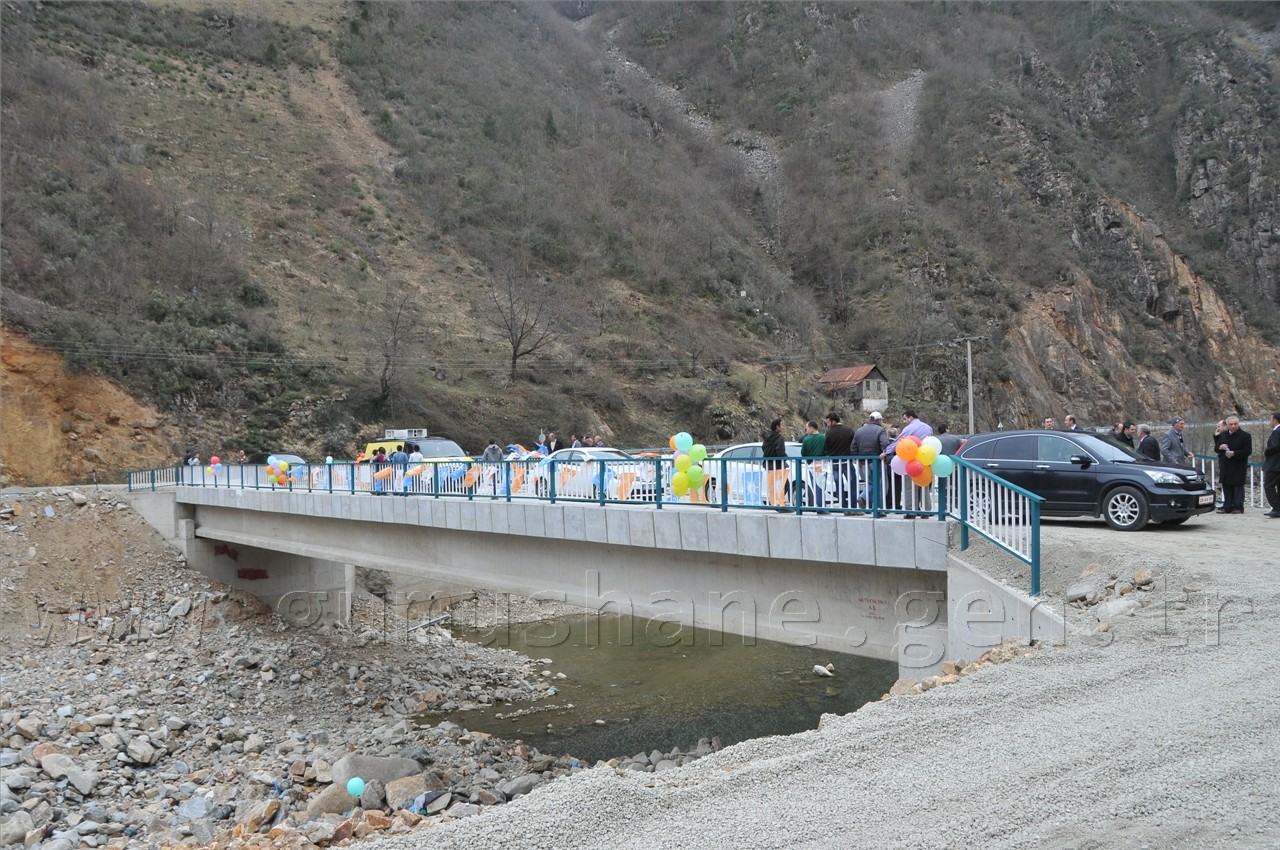 Bakan Işık Gümüşhane'de 9