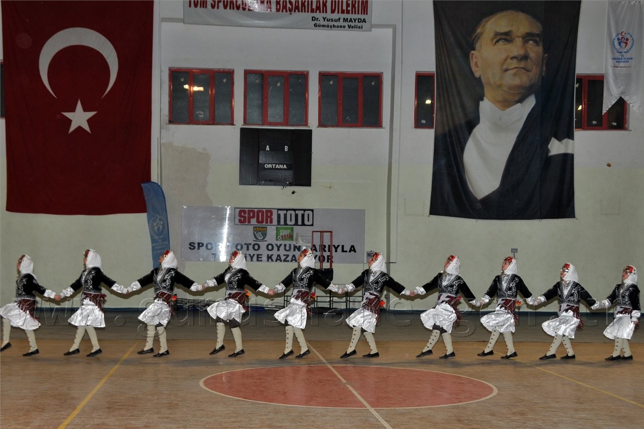 Bu Yarışmanın Kaybedeni Yok 38