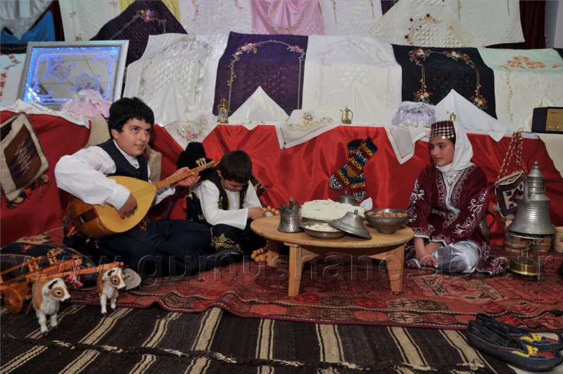 Gümüşhane'de Halk Eğitim Sergisi Açıldı 7