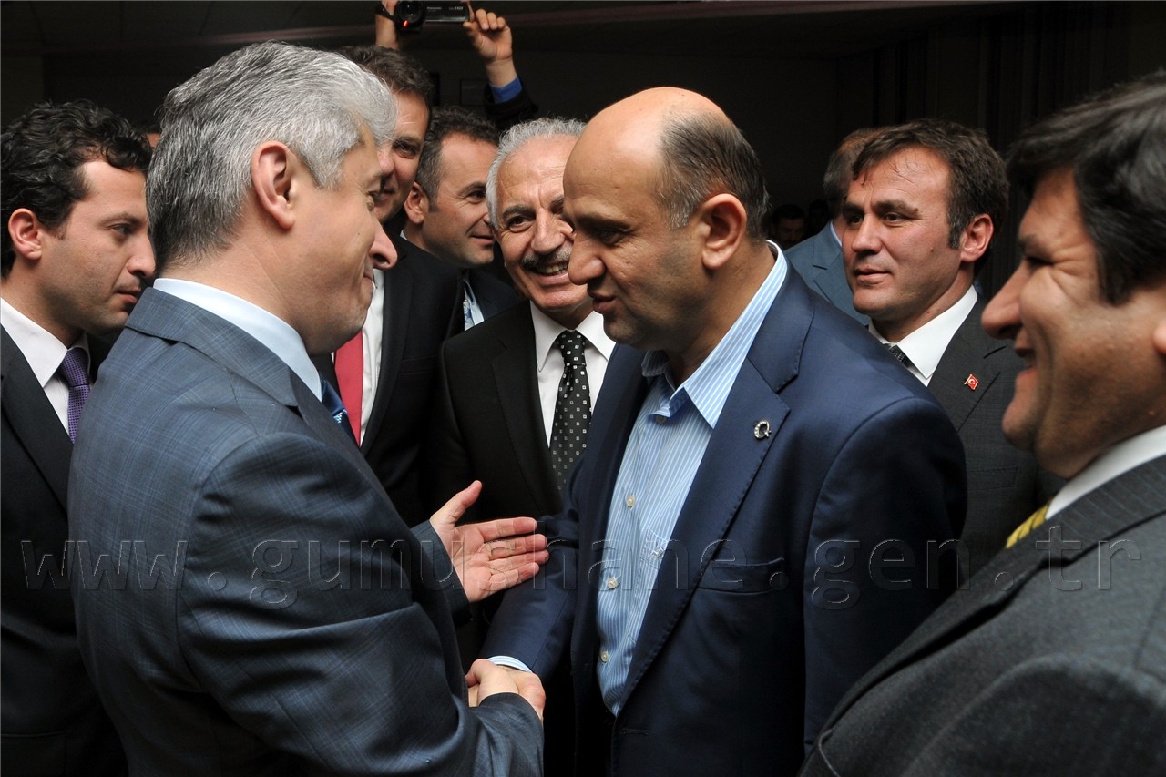 Gümüşhane'nin Ekonomi Ödüllerini Bakan Işık Verdi 1