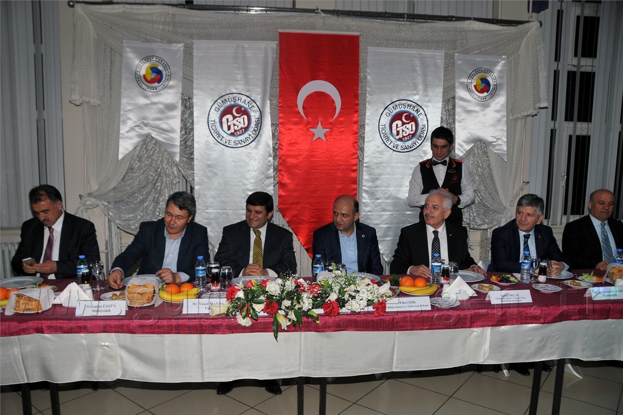 Gümüşhane'nin Ekonomi Ödüllerini Bakan Işık Verdi 2