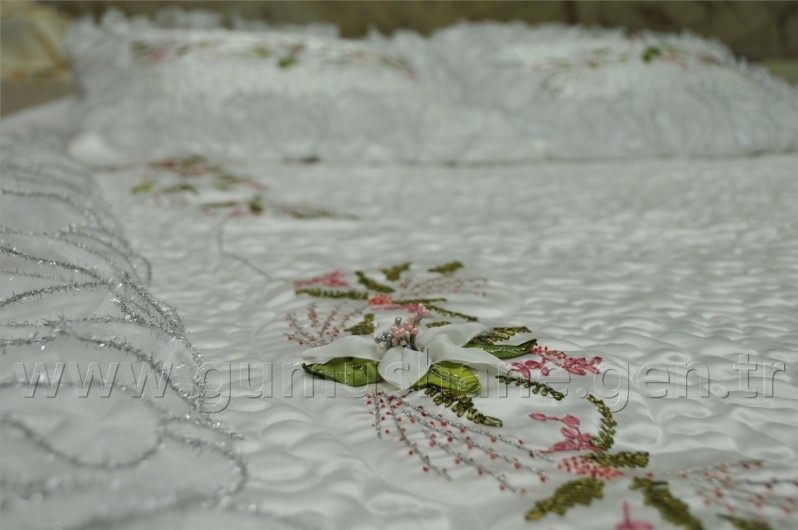 Gümüşhane'de Halk Eğitim Sergisi Açıldı 17