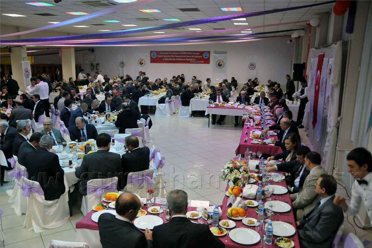 Gümüşhane'nin Ekonomi Ödüllerini Bakan Işık Verdi 3