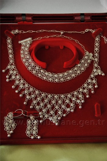 Gümüşhane'de Halk Eğitim Sergisi Açıldı 21