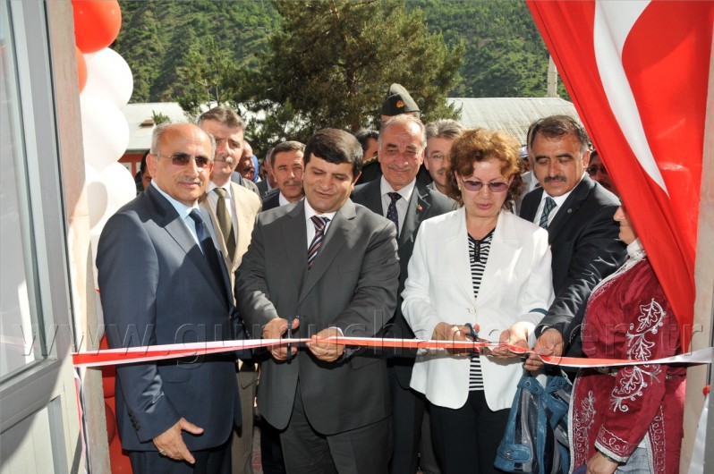 Gümüşhane'de Halk Eğitim Sergisi Açıldı 28