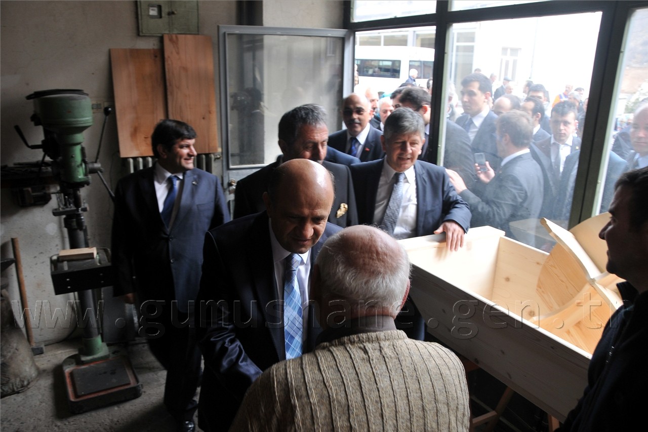 Bakan Işık, Torul, Şiran, Kelkit ve Köse'de 33