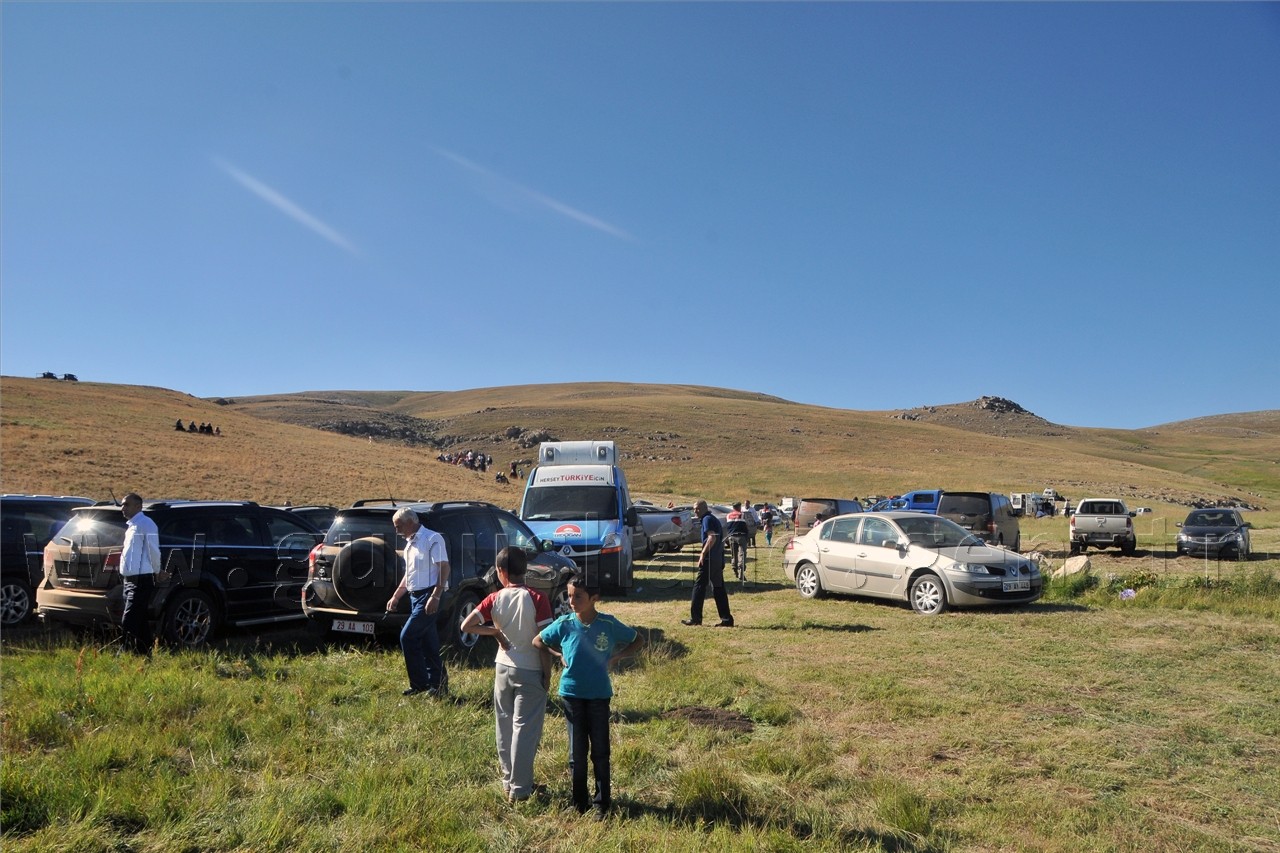 Bakanlar Çimen Yaylasında 2