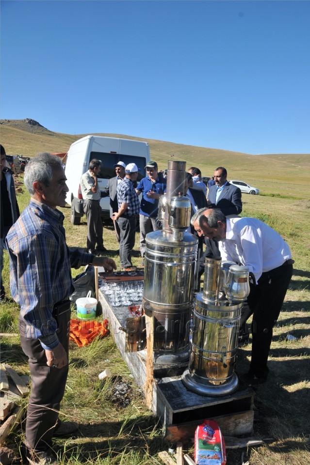 Bakanlar Çimen Yaylasında 10