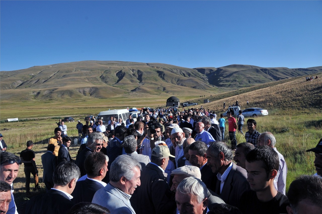 Bakanlar Çimen Yaylasında 17