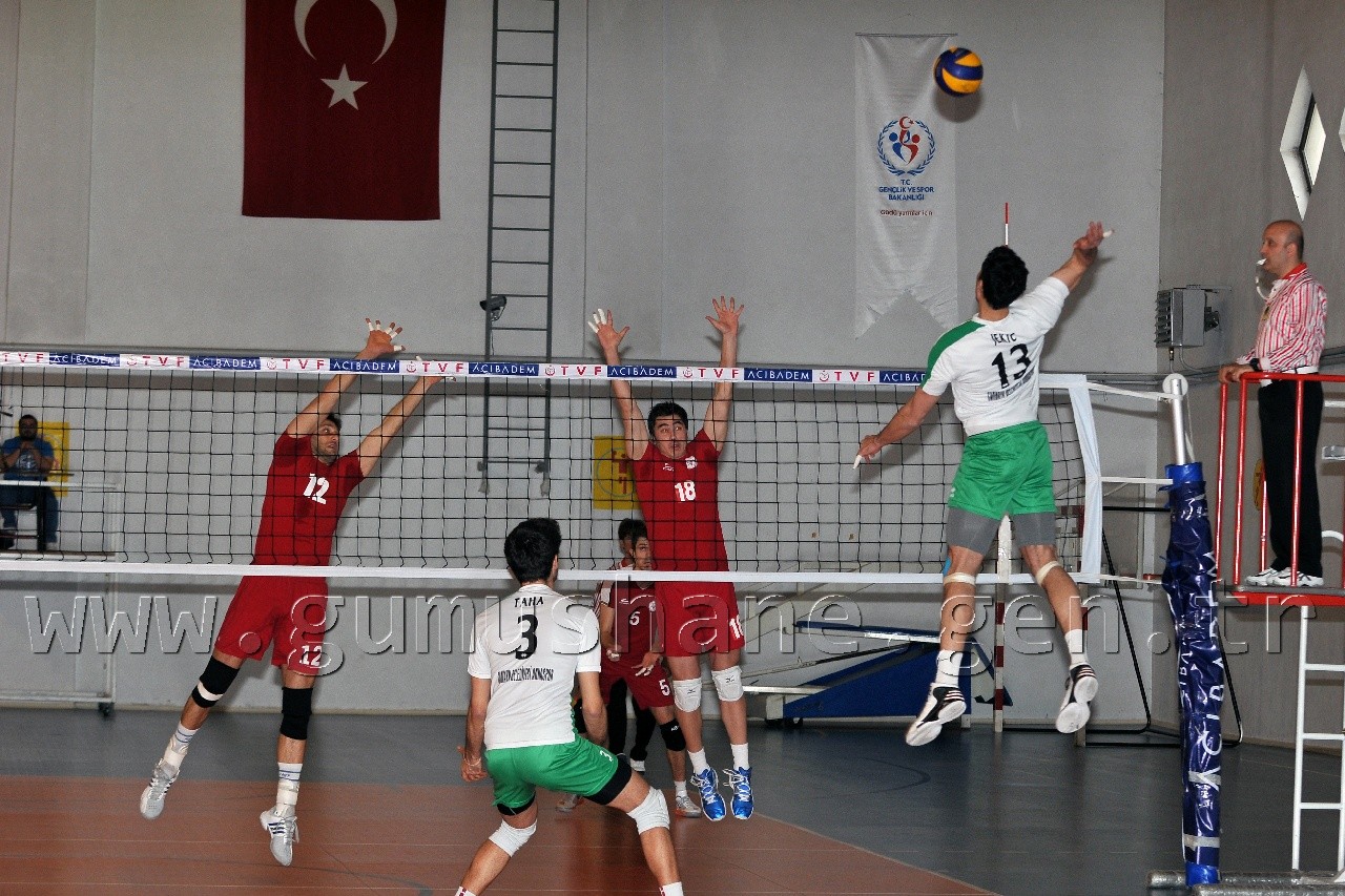 Torul Çankaya'yı Dağıttı: 3-1 18