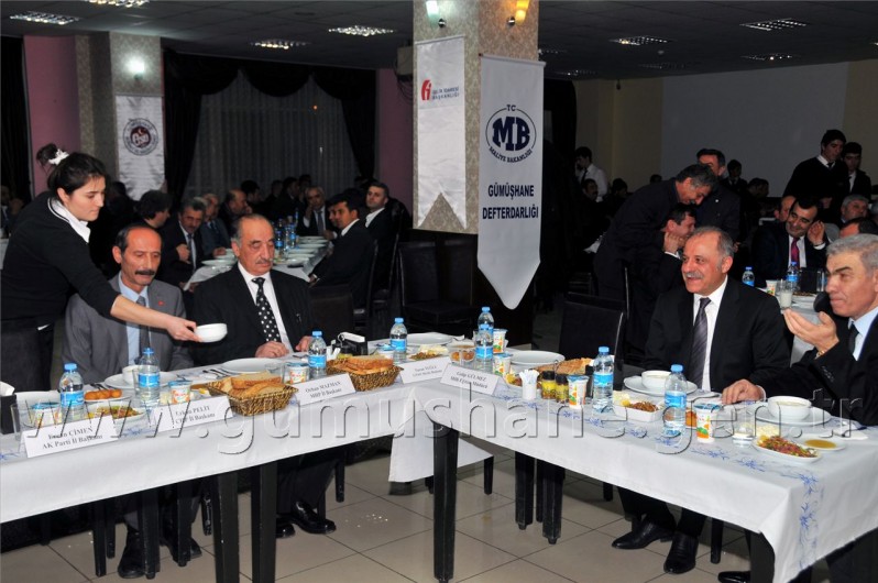 Gümüşhane'de Vergi Rekortmenleri Ödüllerini Aldı 52