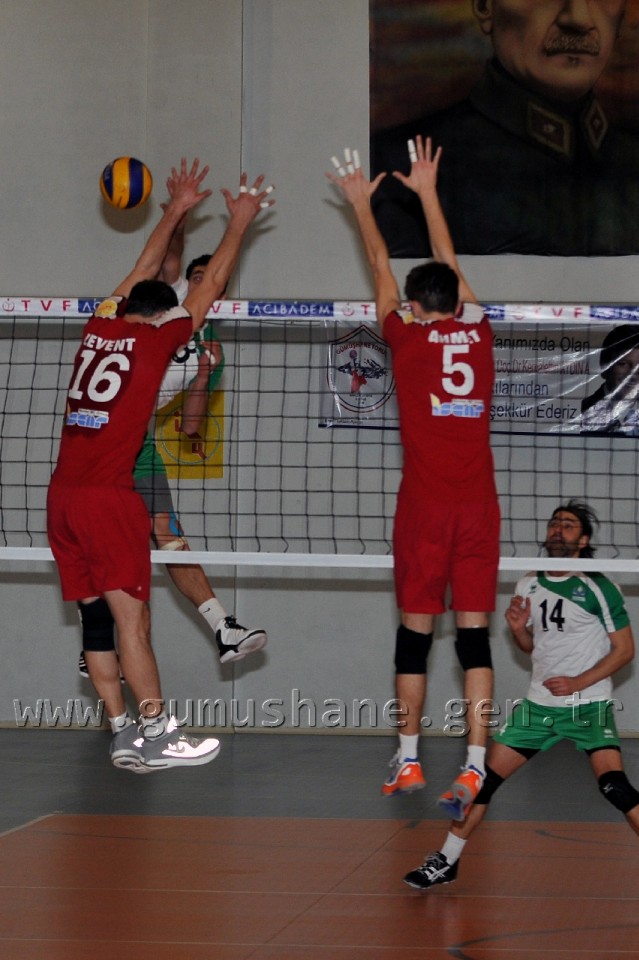 Torul Çankaya'yı Dağıttı: 3-1 28