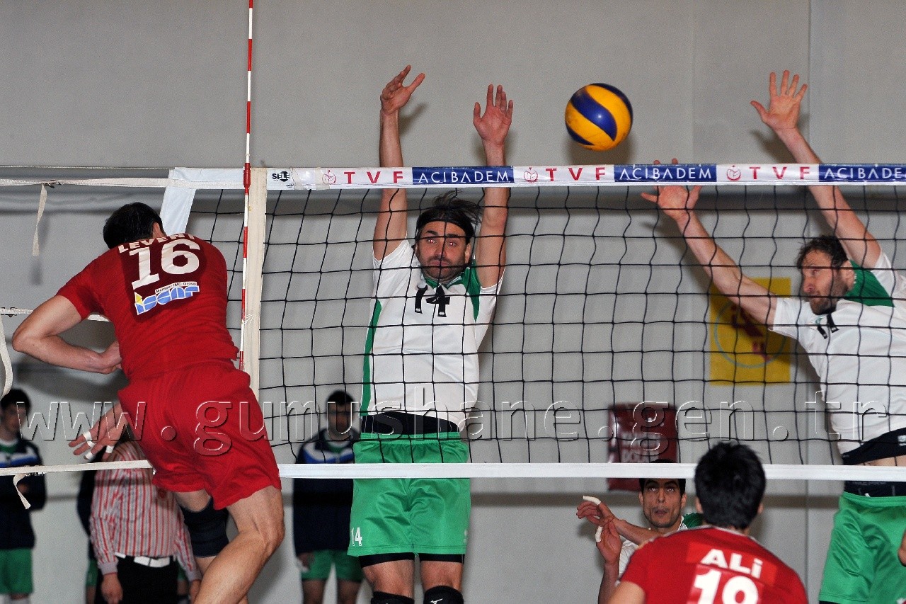 Torul Çankaya'yı Dağıttı: 3-1 29