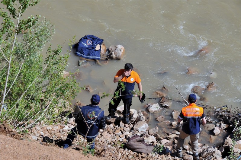 Harşit Çayına Düşen Yaşlı Kadın Bulundu 9