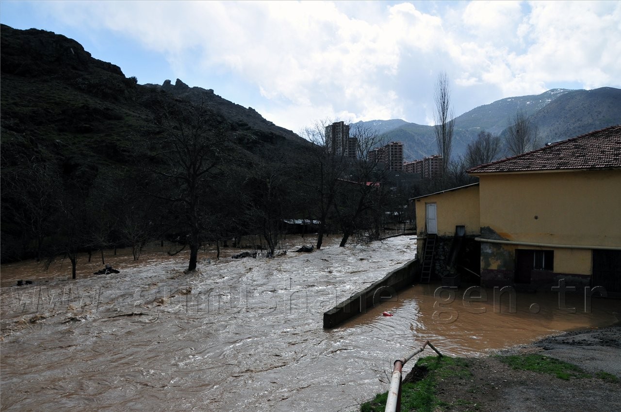 Gümüşhane'de Aşırı Ağış 10