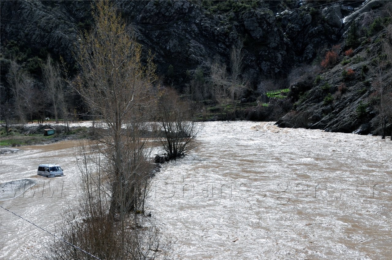Gümüşhane'de Aşırı Ağış 13