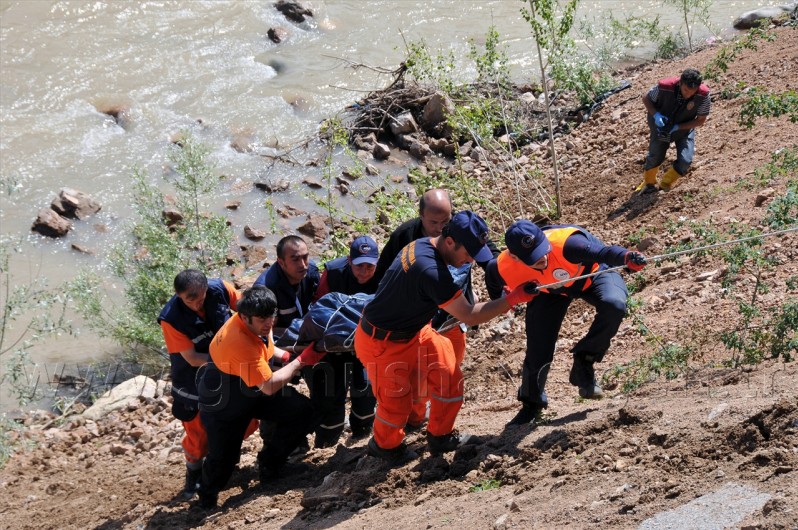 Harşit Çayına Düşen Yaşlı Kadın Bulundu 21