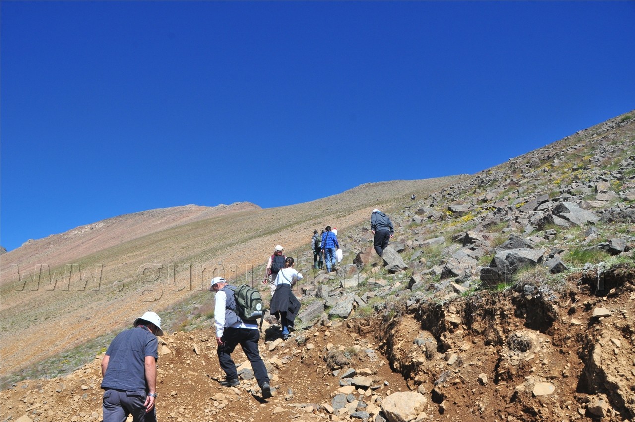 Artabel'de Şehitlik Araştırması Yapıldı 10