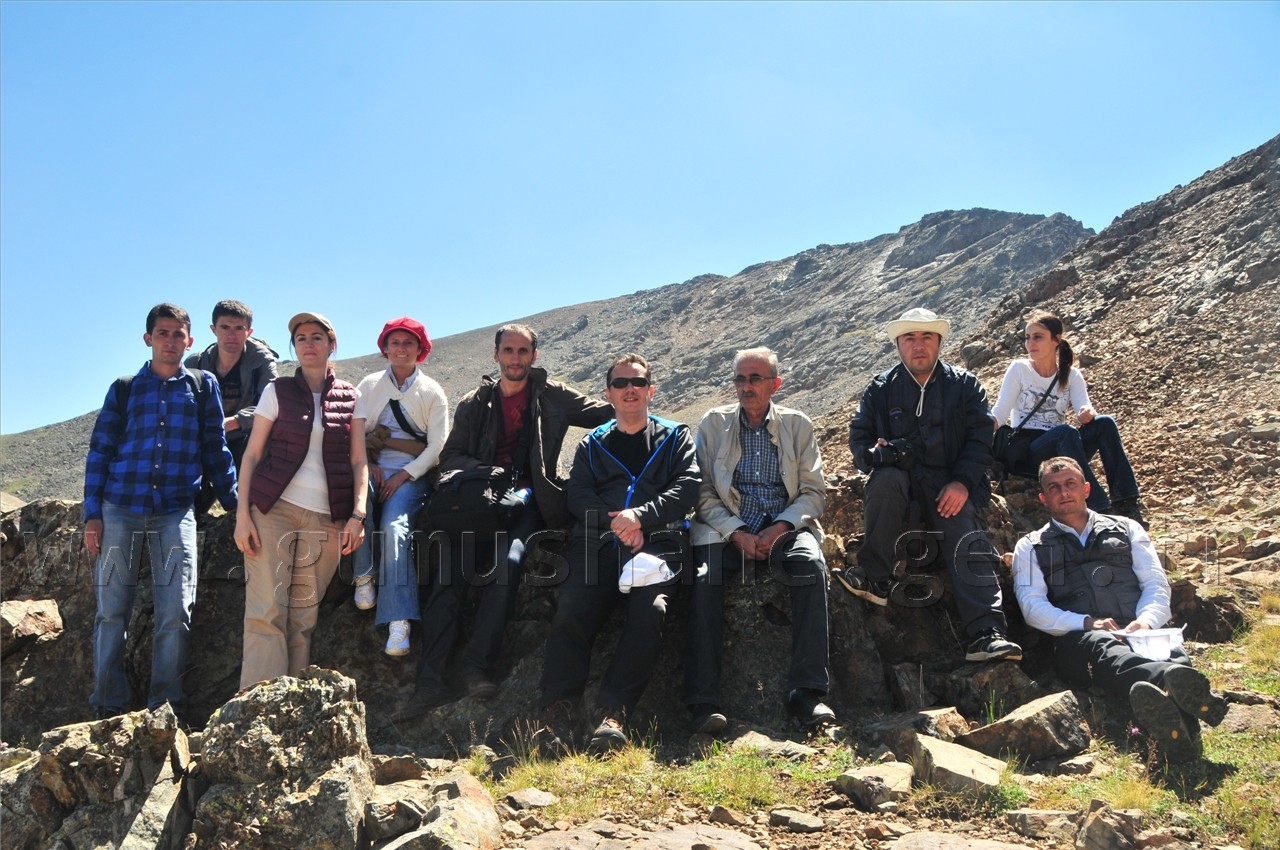 Artabel'de Şehitlik Araştırması Yapıldı 12