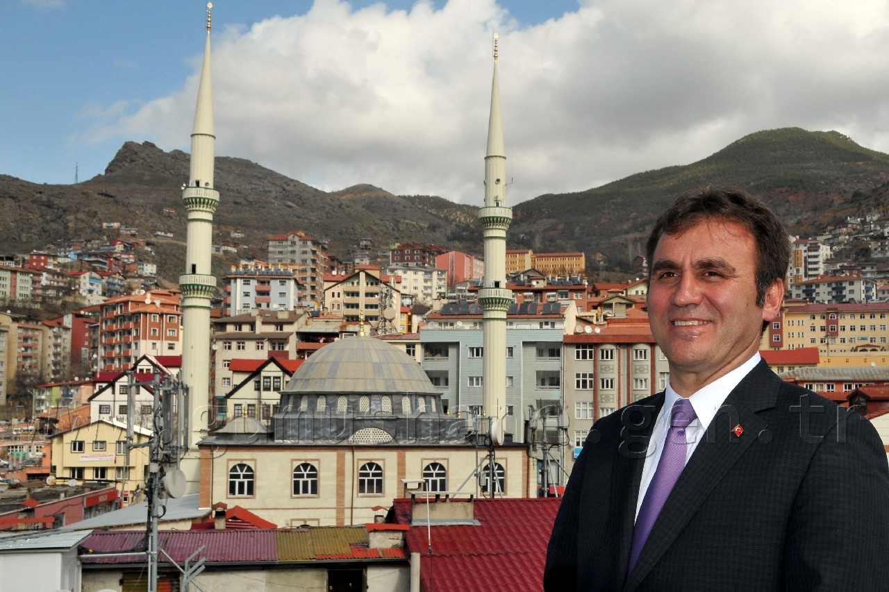 Çimen Projelerini Tanıttı 8