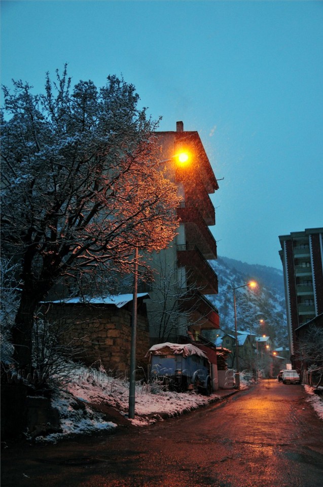 Gümüşhane'de Mart Kapıdan Baktırdı 3