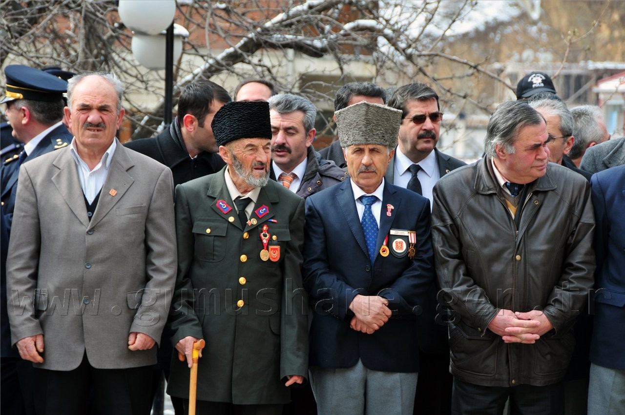 Bir gider, bin geliriz... 13