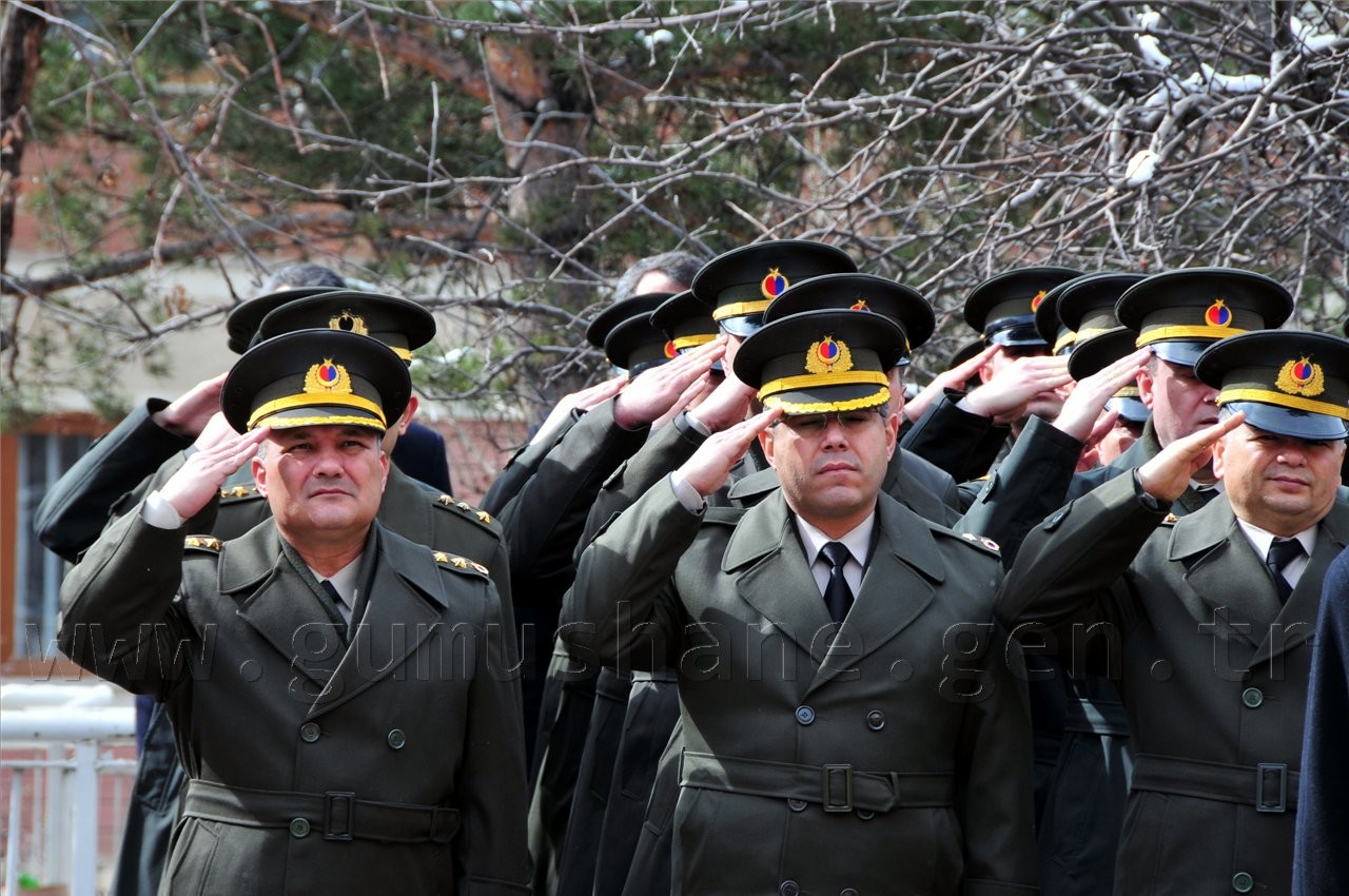 Bir gider, bin geliriz... 24