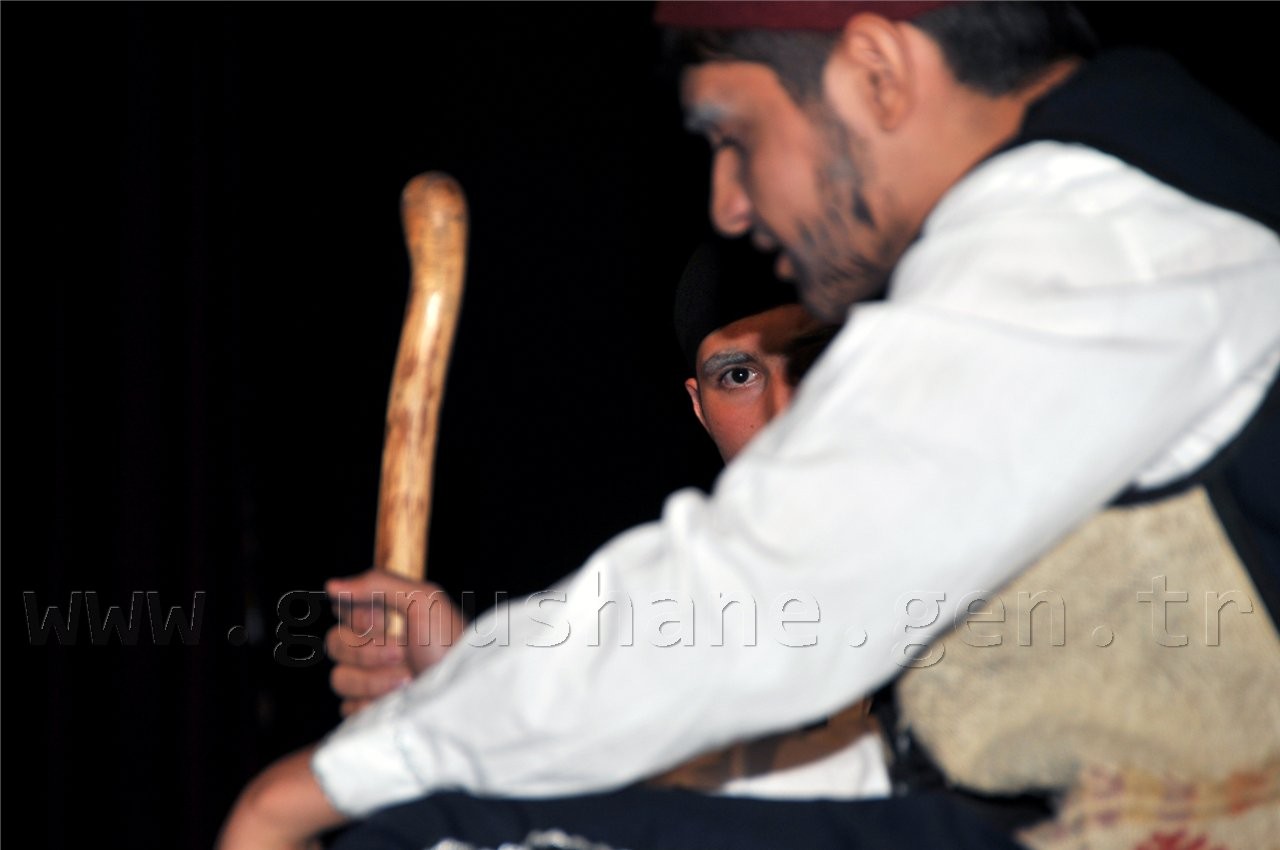 Bir gider, bin geliriz... 51