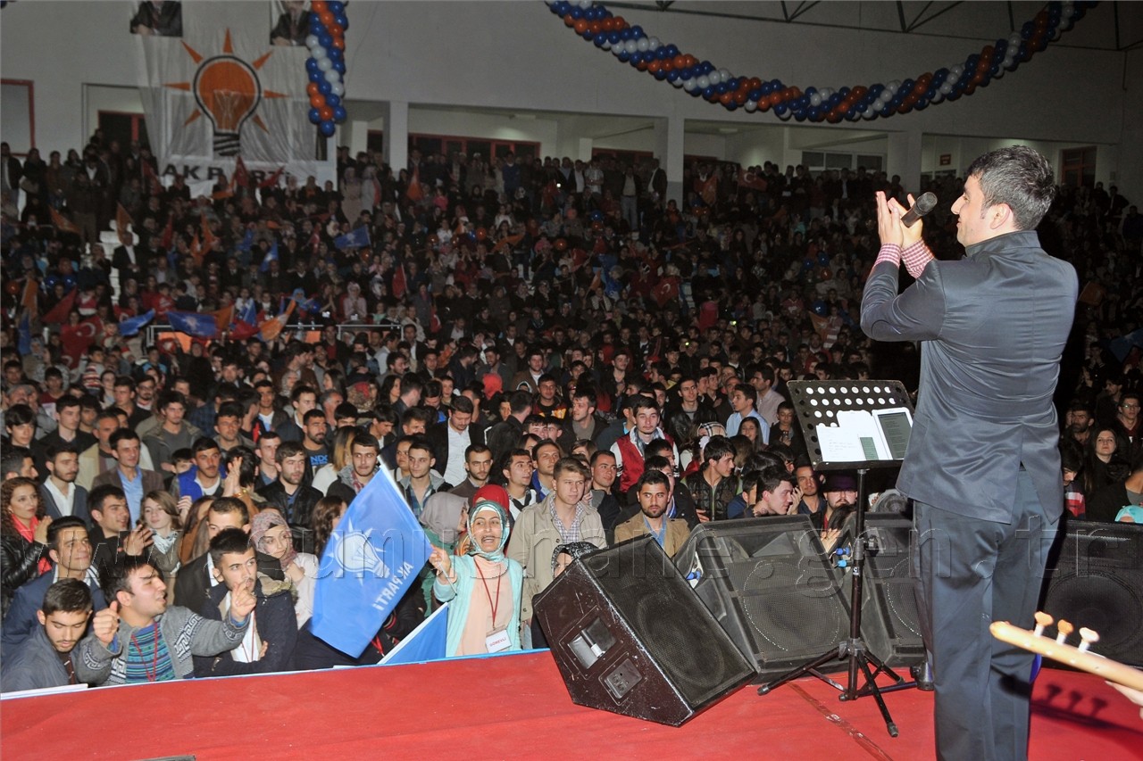 Çimen'den Her Ay Bir Konser Sözü 3