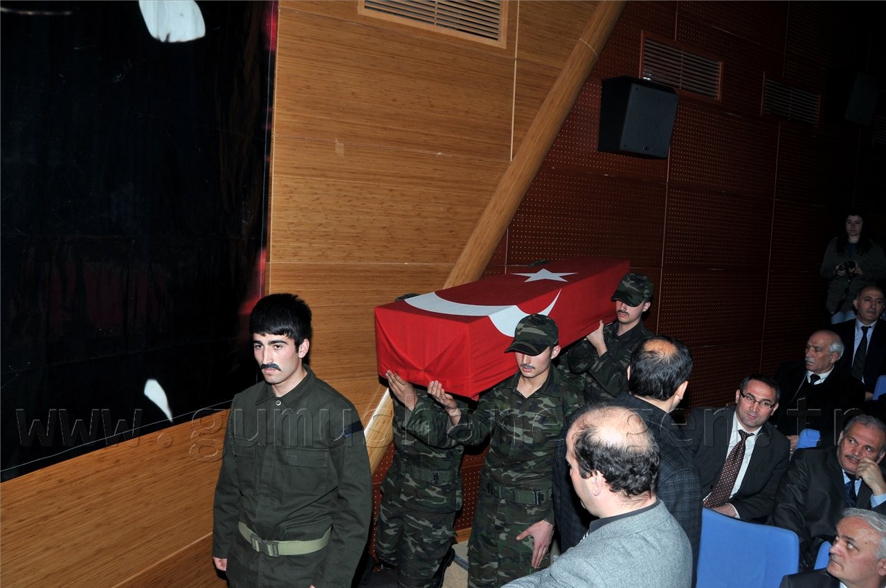 Bir gider, bin geliriz... 65