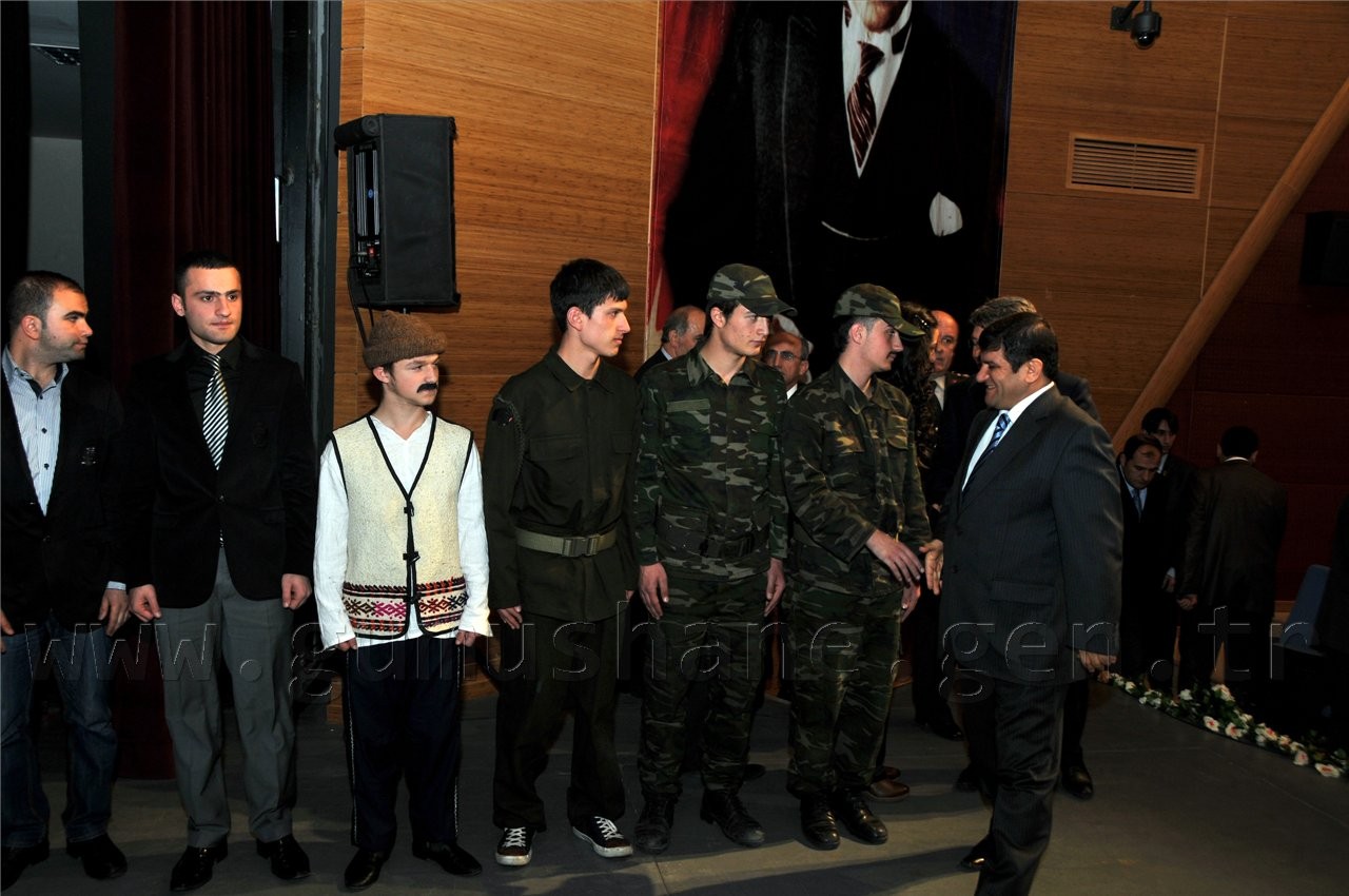 Bir gider, bin geliriz... 70