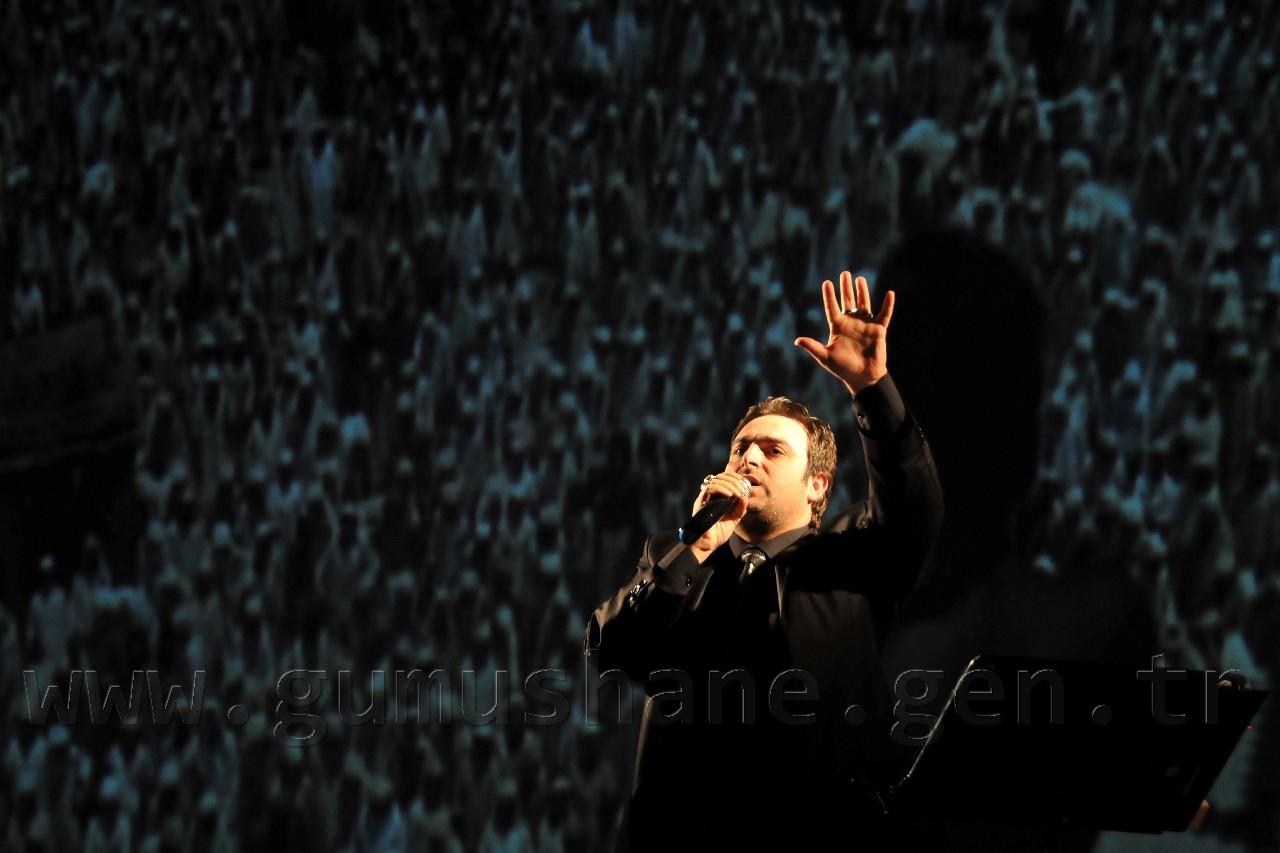 Gümüşhane'de Akın Akıntürk Konseri 12