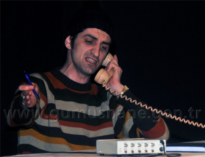 'Deliler' Gümüşhane'de Sahnelendi 16