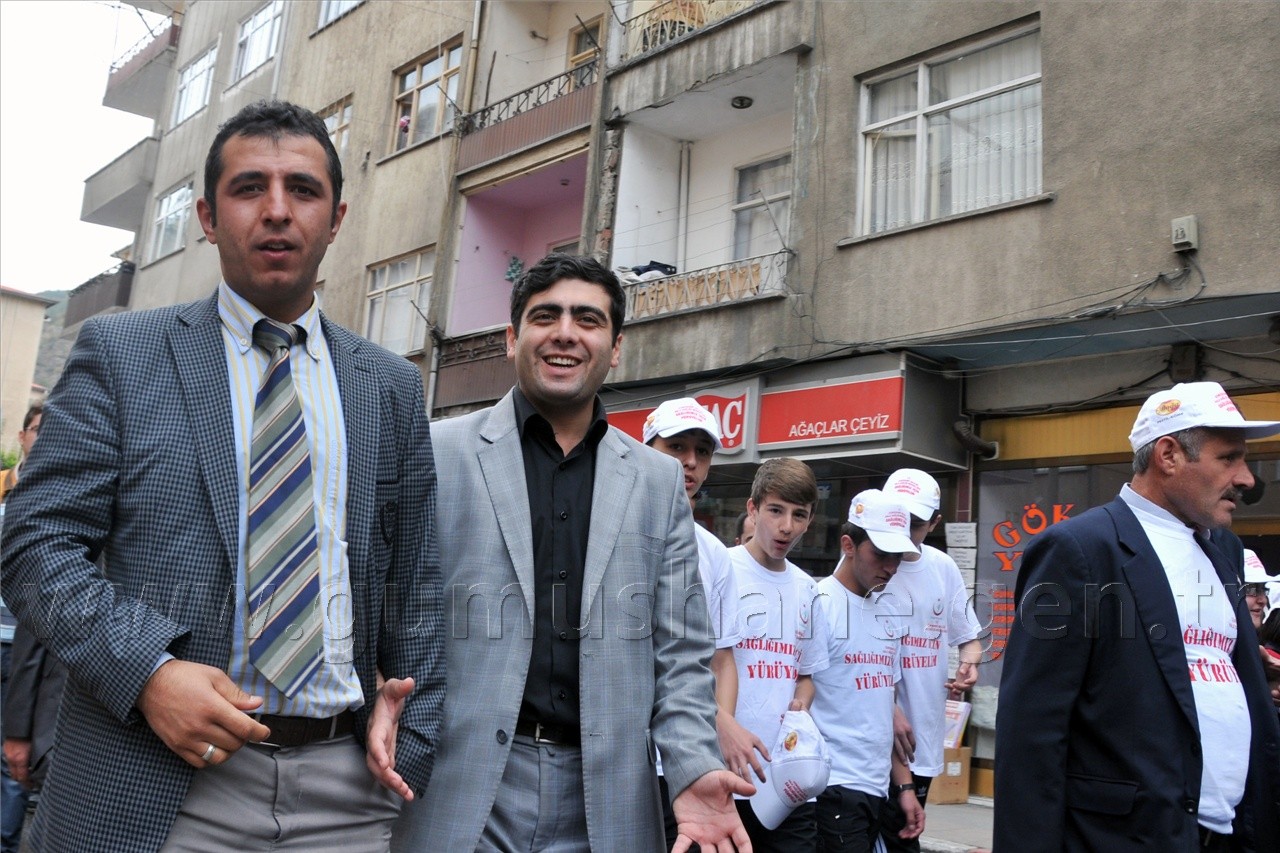 Gümüşhane'de Sağlıklı Yaşam Yürüyüşü Yapıldı 8