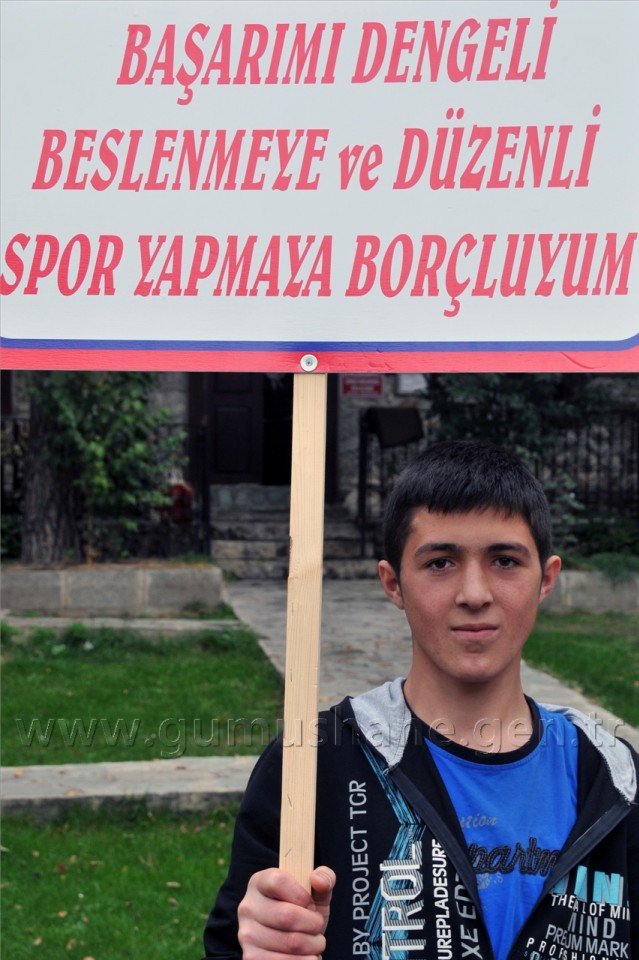 Gümüşhane'de Sağlıklı Yaşam Yürüyüşü Yapıldı 14