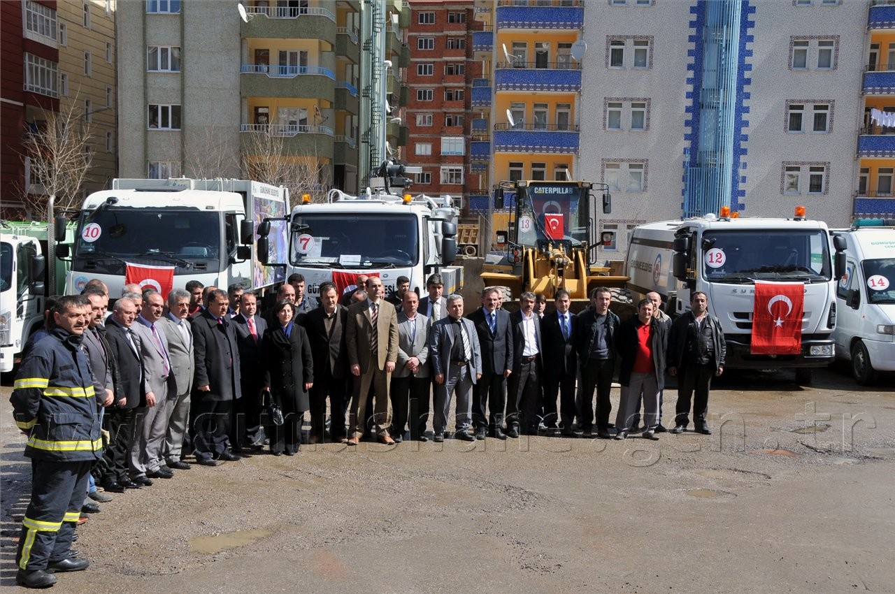 Gümüşhane Belediyesi 4 Yılda 20 Yeni Araç Aldı 7