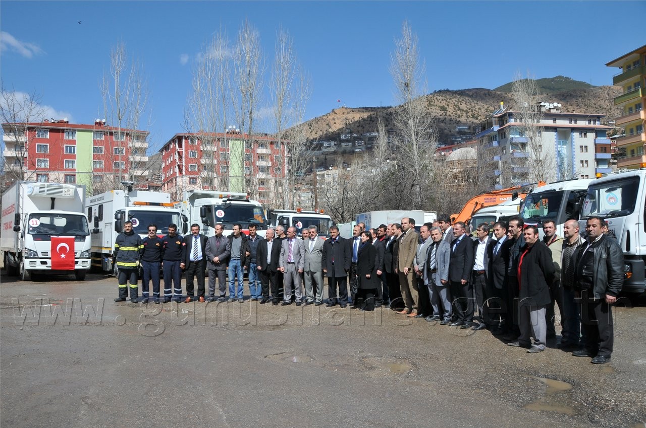 Gümüşhane Belediyesi 4 Yılda 20 Yeni Araç Aldı 8